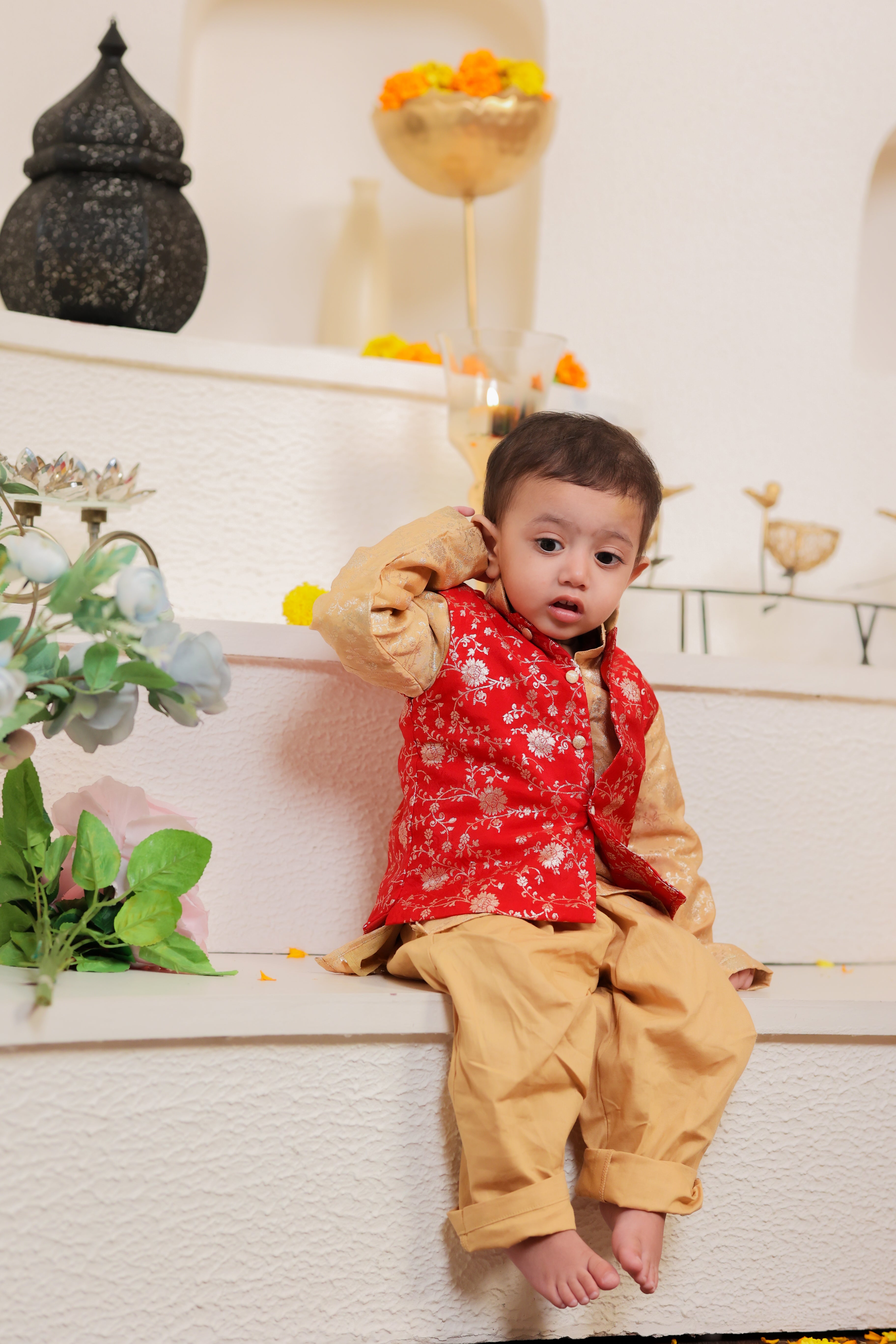 Red And Gold Family-Twinning-Sets