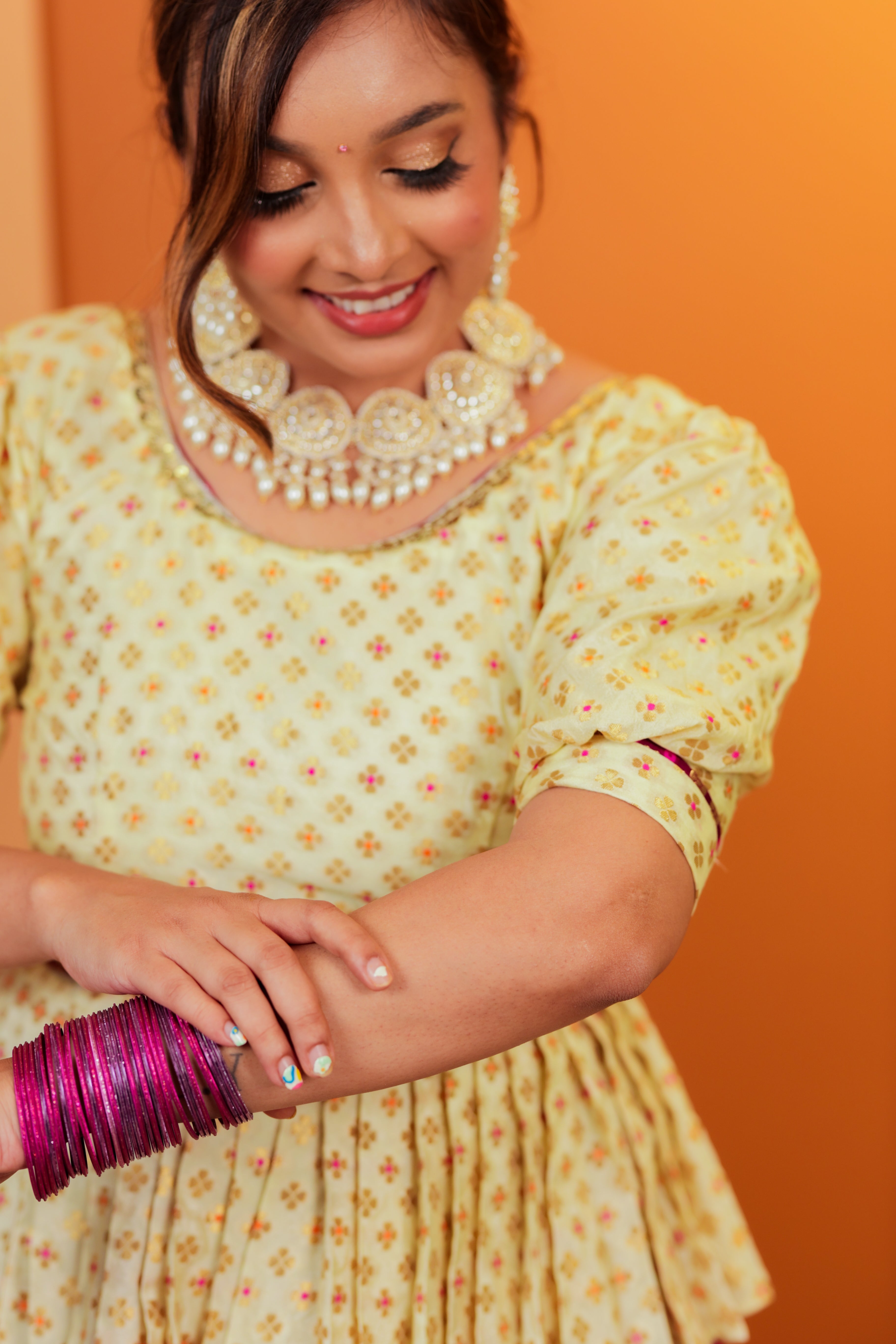 Pista Barfi Family-Twinning-Sets