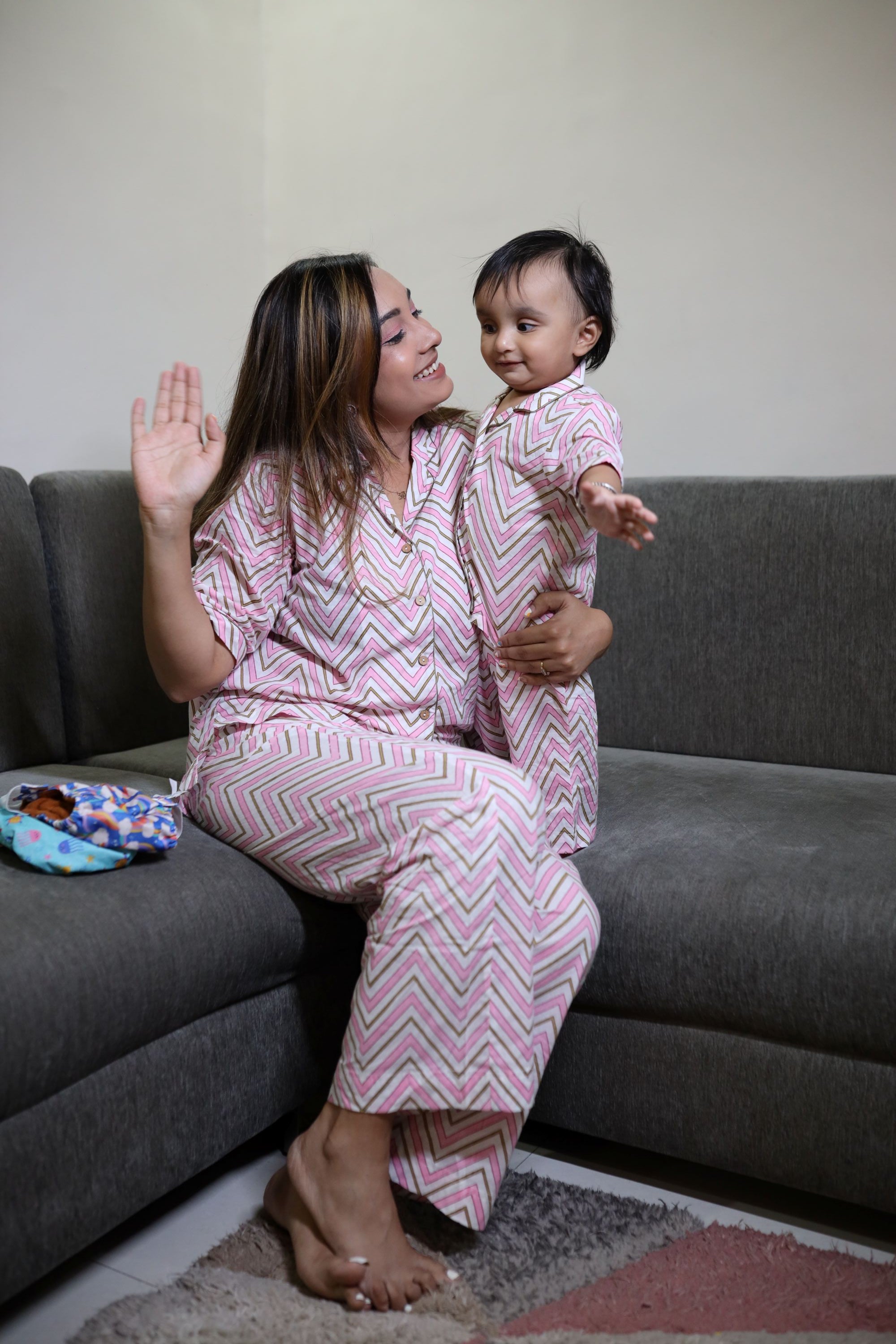 Pink Zig Zag Women Cotton Night Suit (Shirt and Pant)