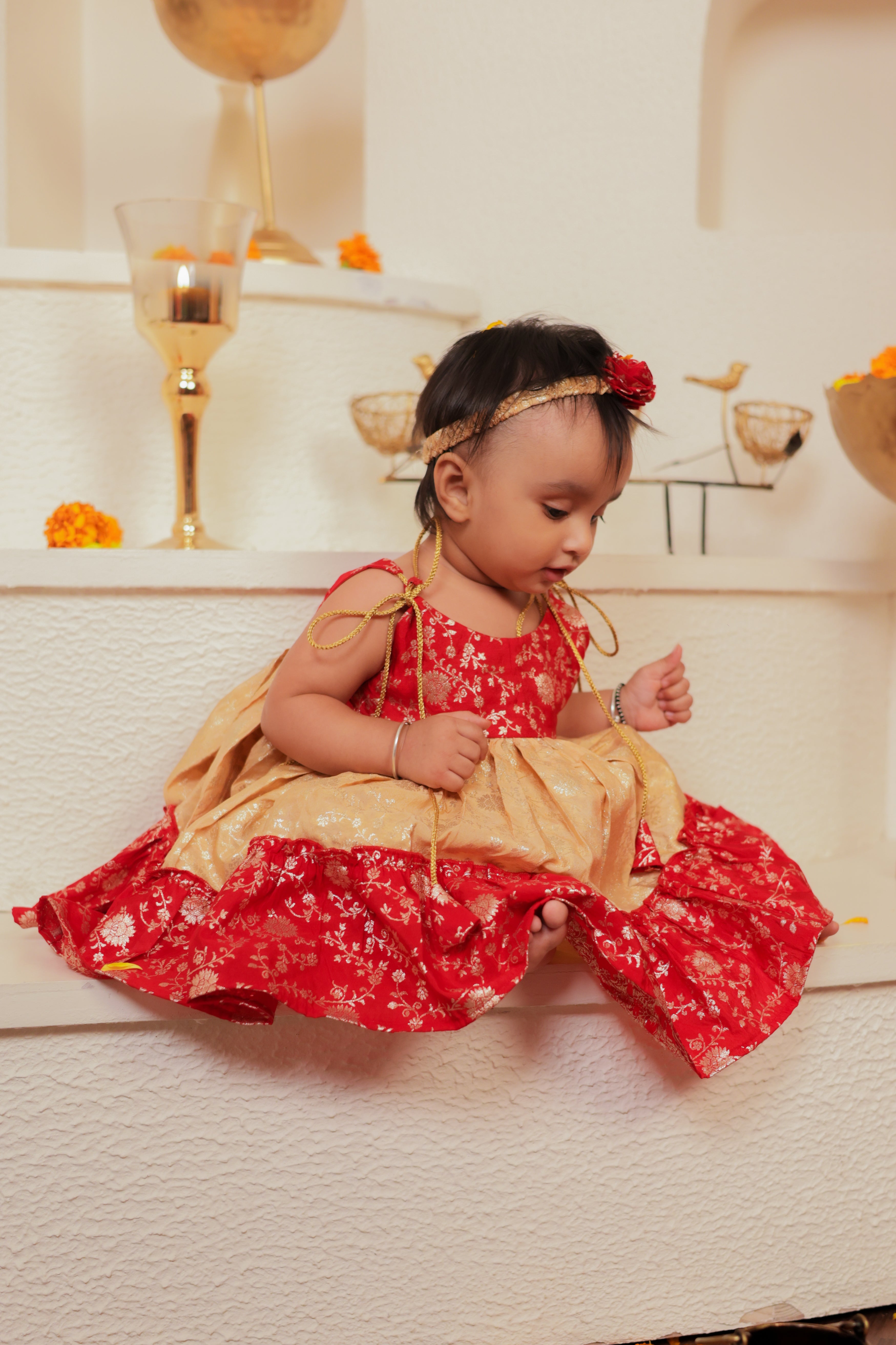 Red And Gold Family-Twinning-Sets