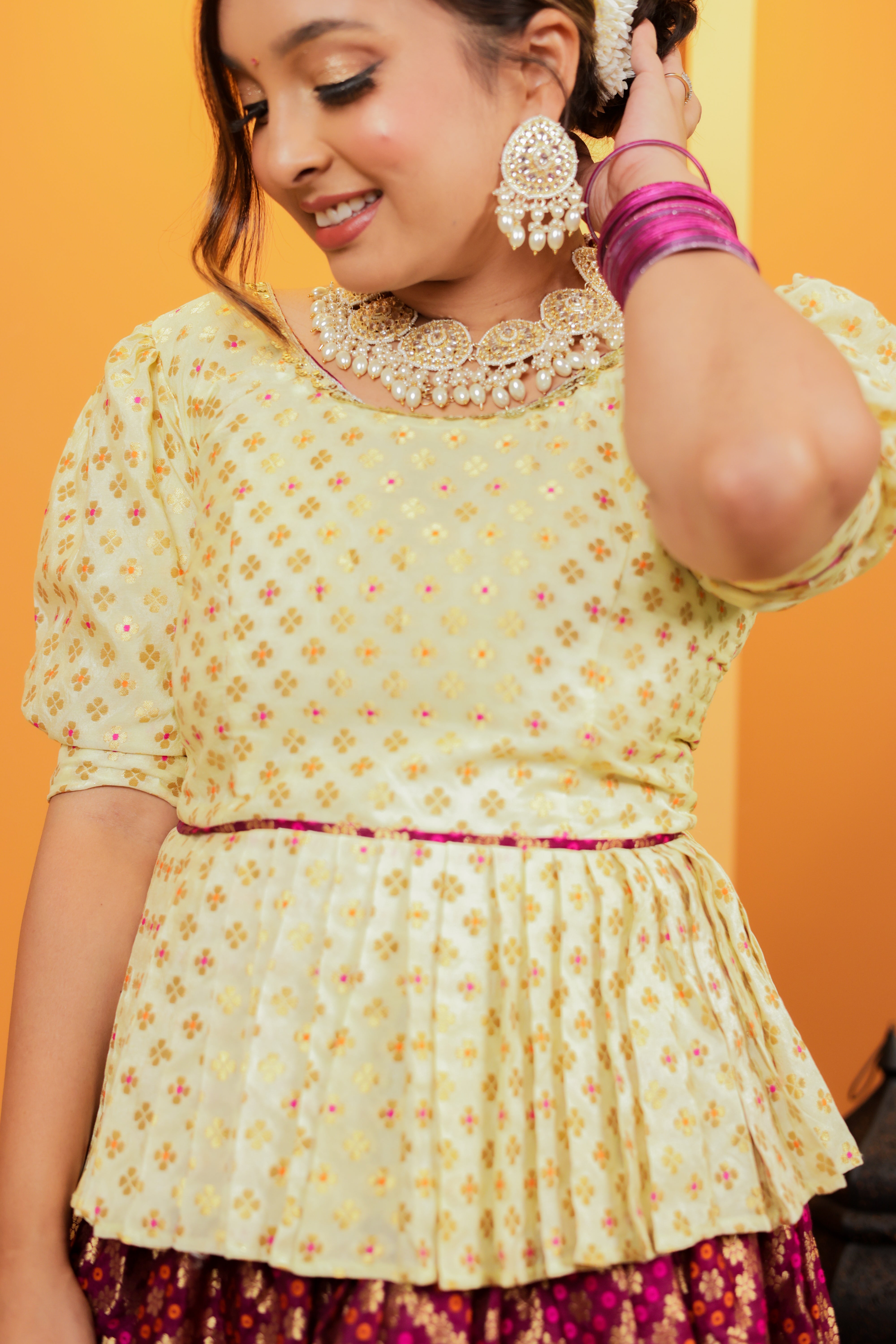 Pista Barfi Family-Twinning-Sets