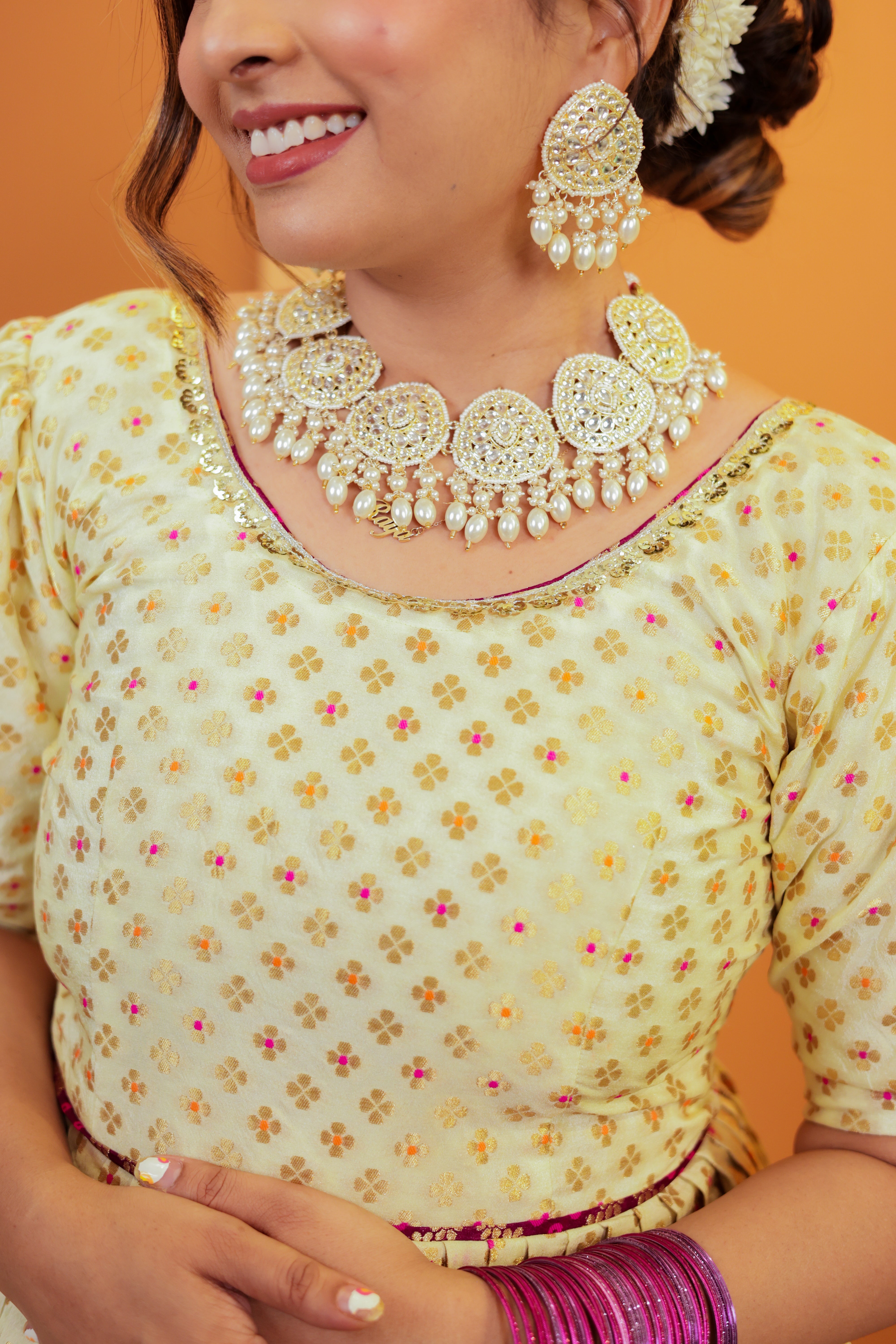 Pista Barfi Family-Twinning-Sets