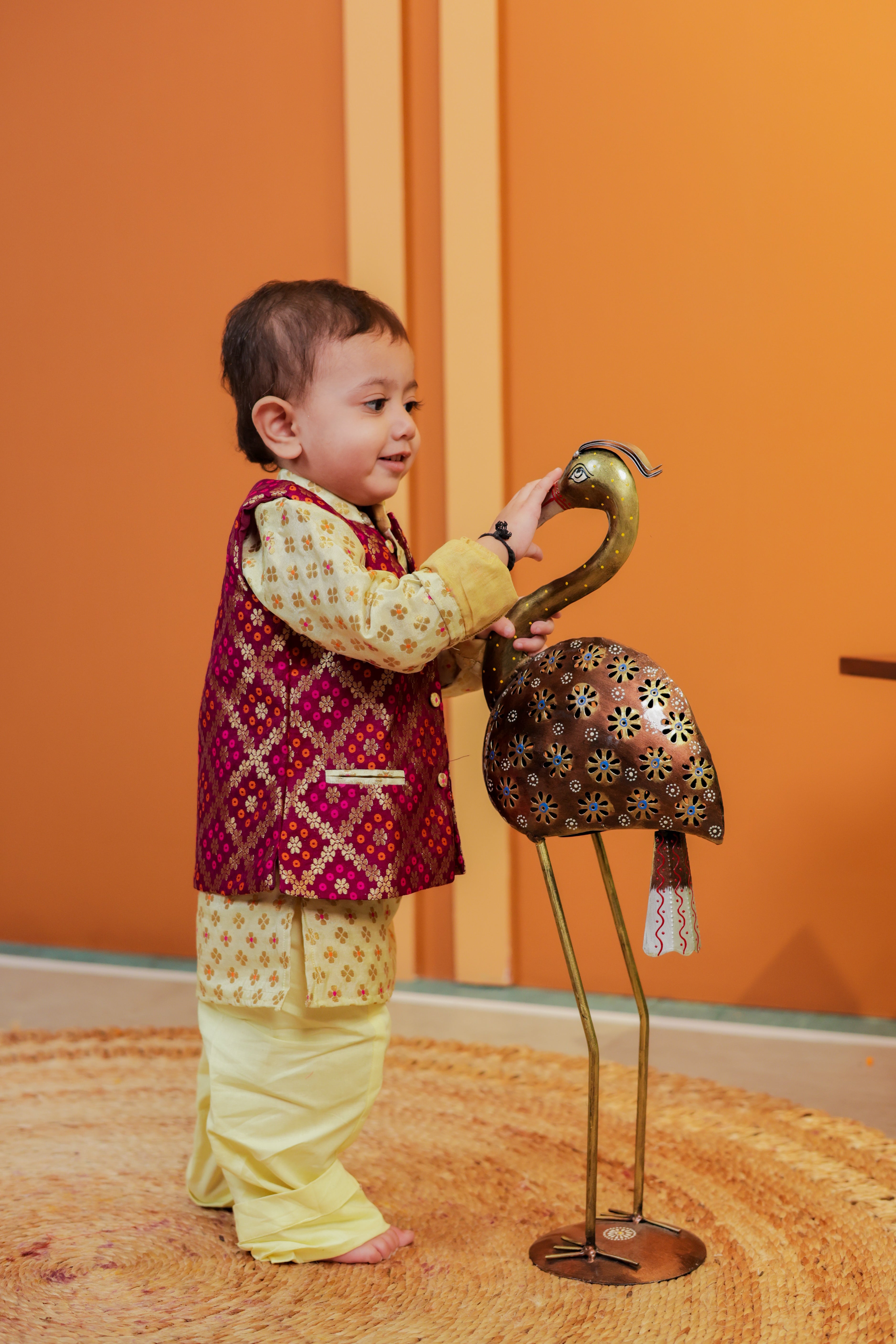 Pista Barfi Family-Twinning-Sets