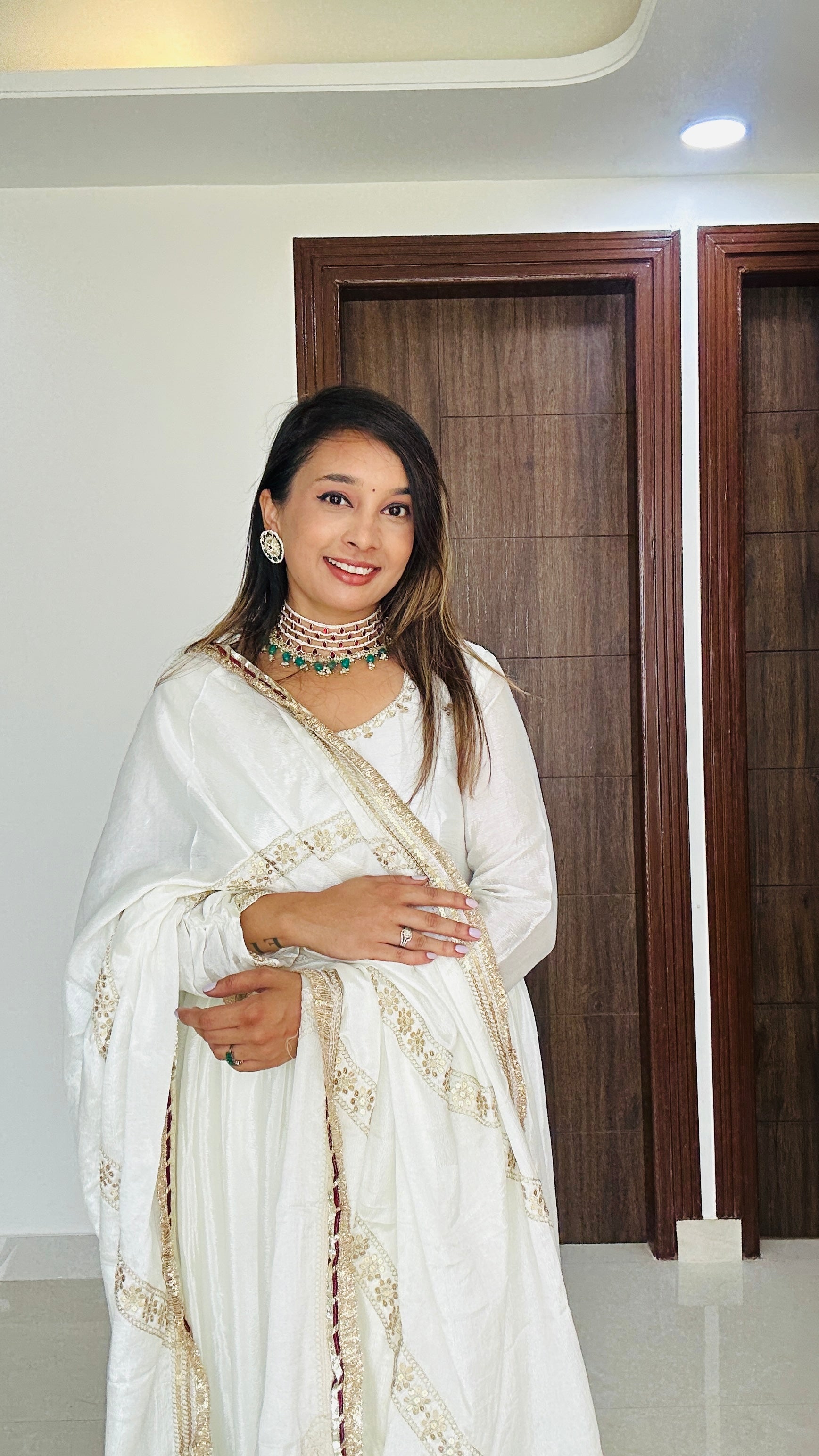 Noor-e-Nazakat Off White Anarkali Suit