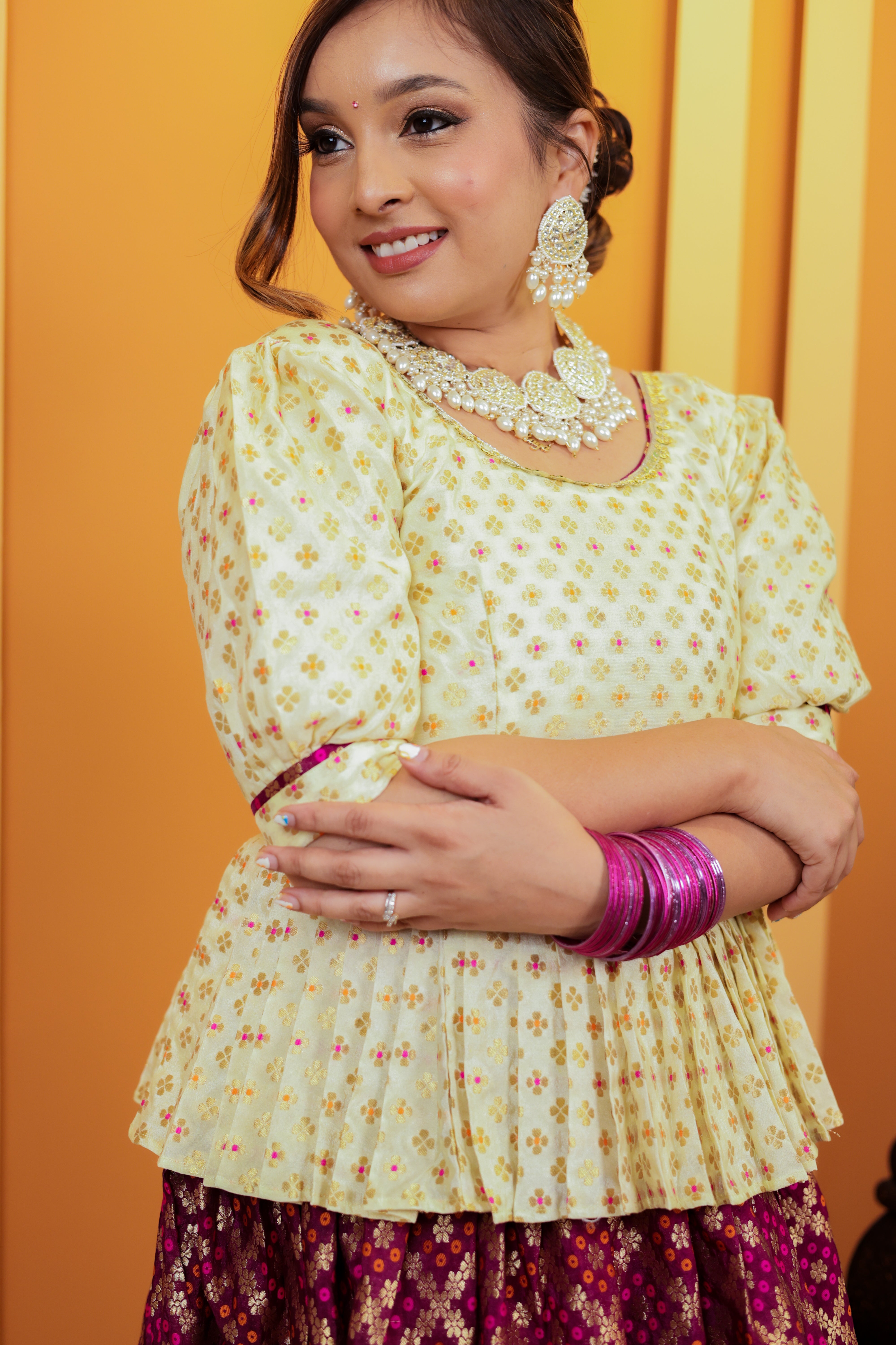 Pista Barfi Family-Twinning-Sets