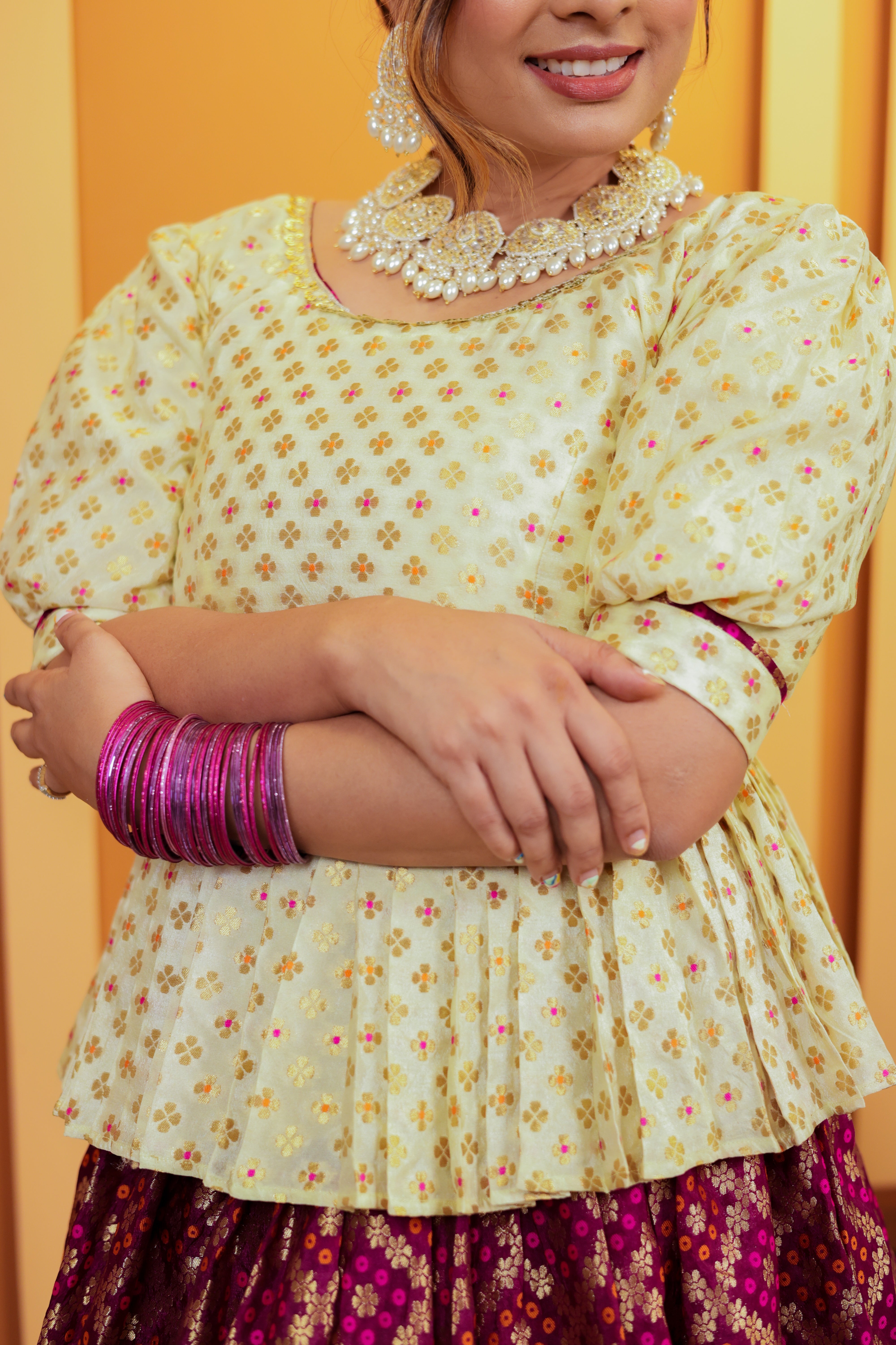 Pista Barfi Family-Twinning-Sets