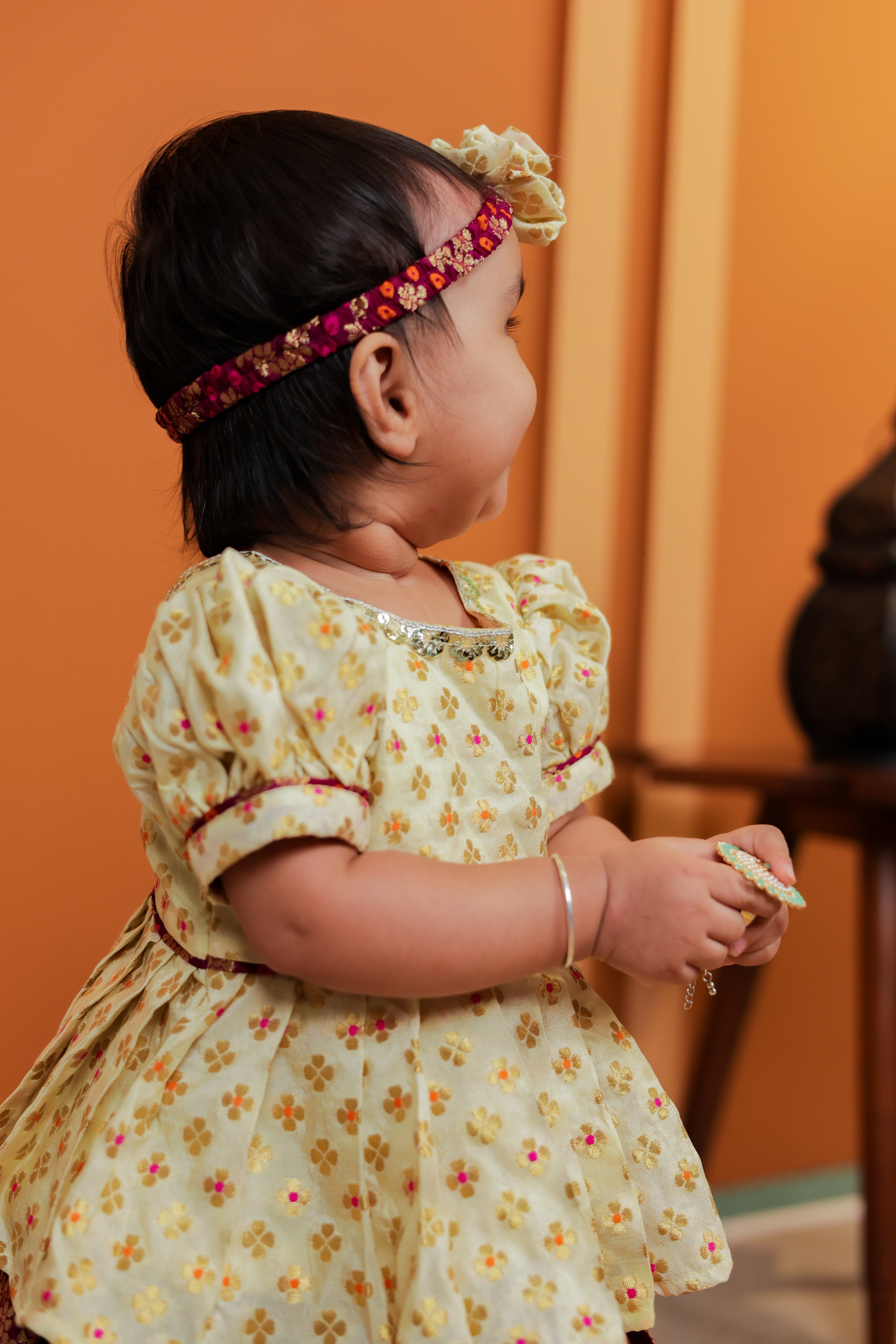 Pista Barfi Family-Twinning-Sets