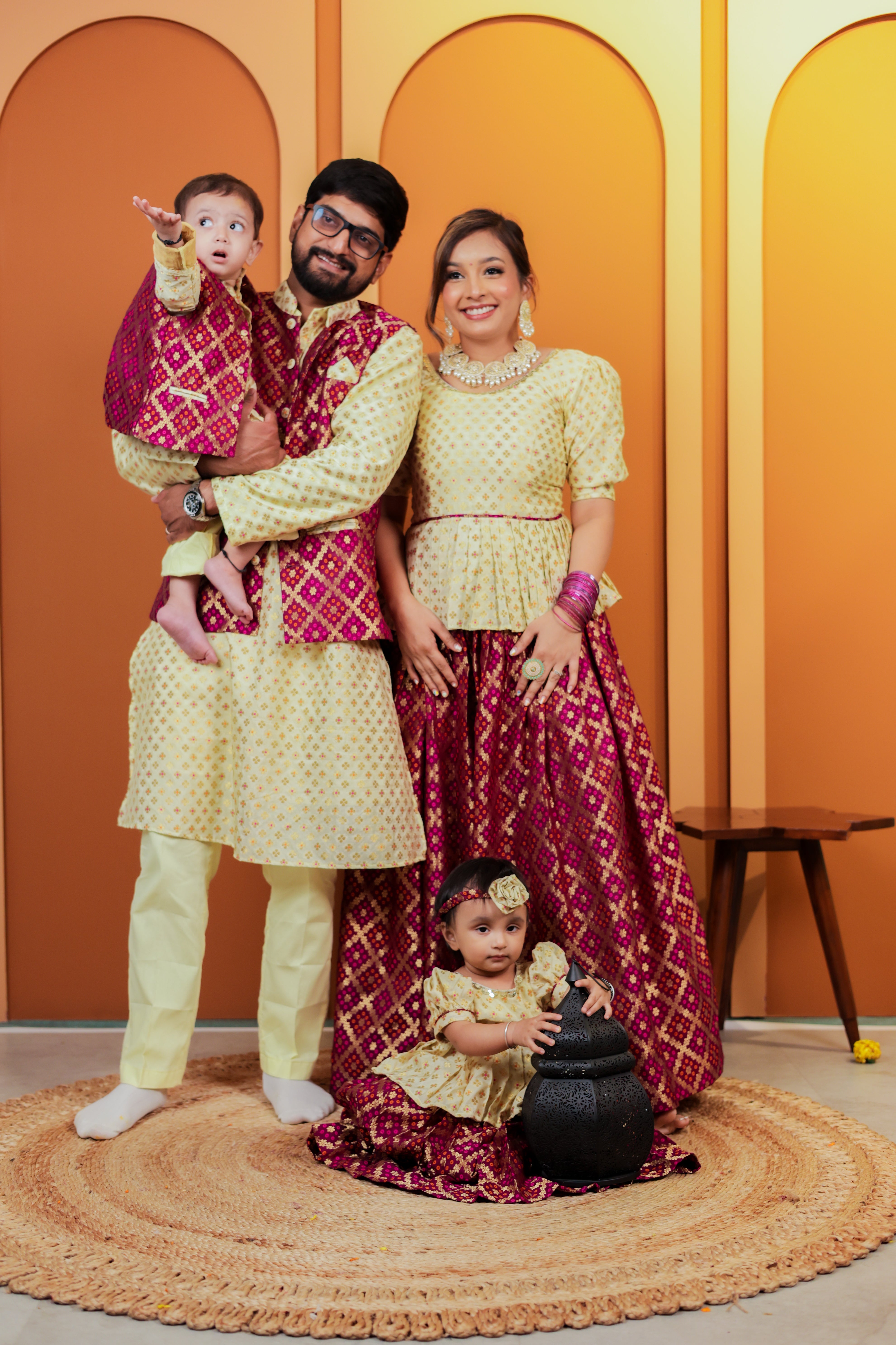 Pista Barfi Family-Twinning-Sets