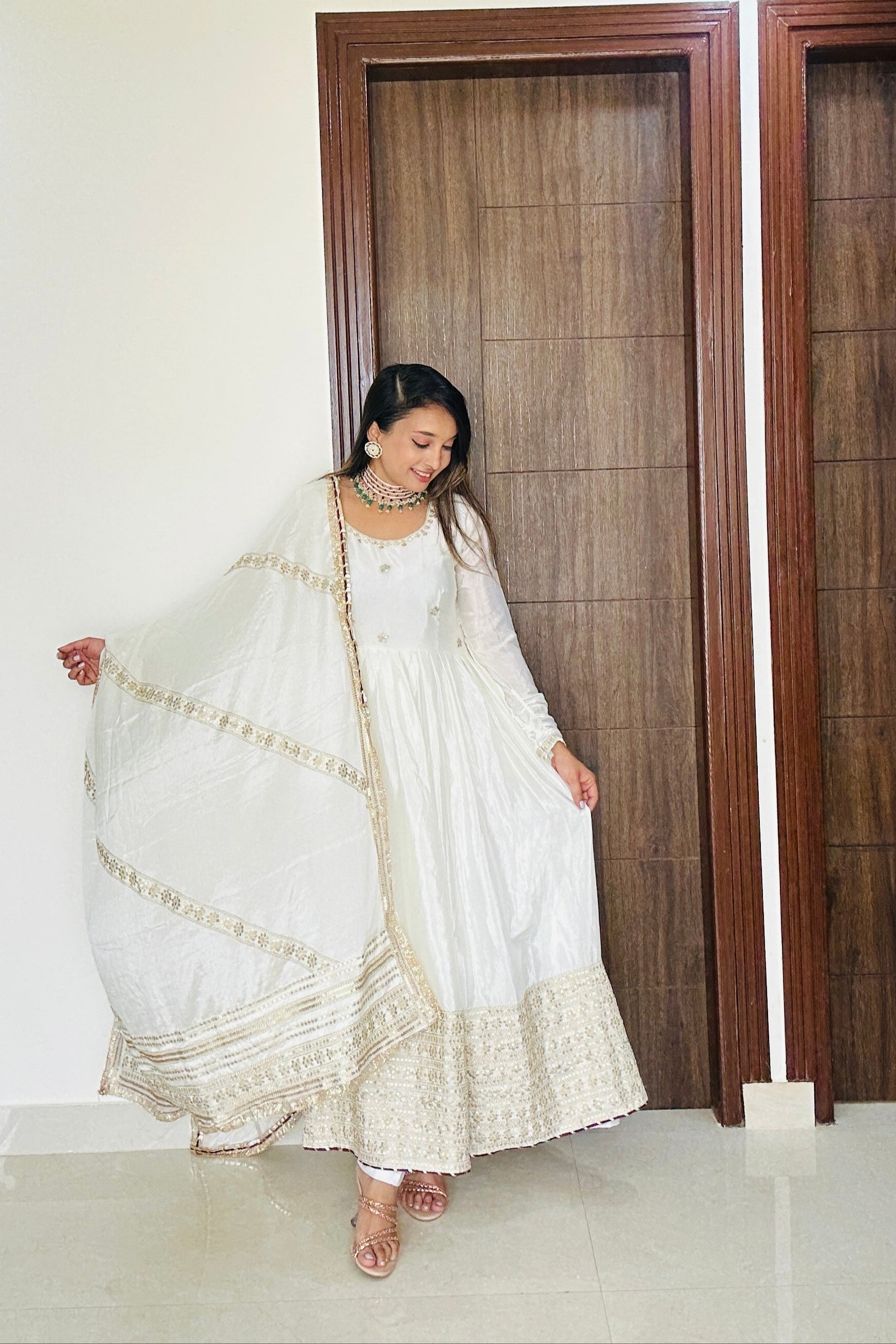 Noor-e-Nazakat Off White Anarkali Suit