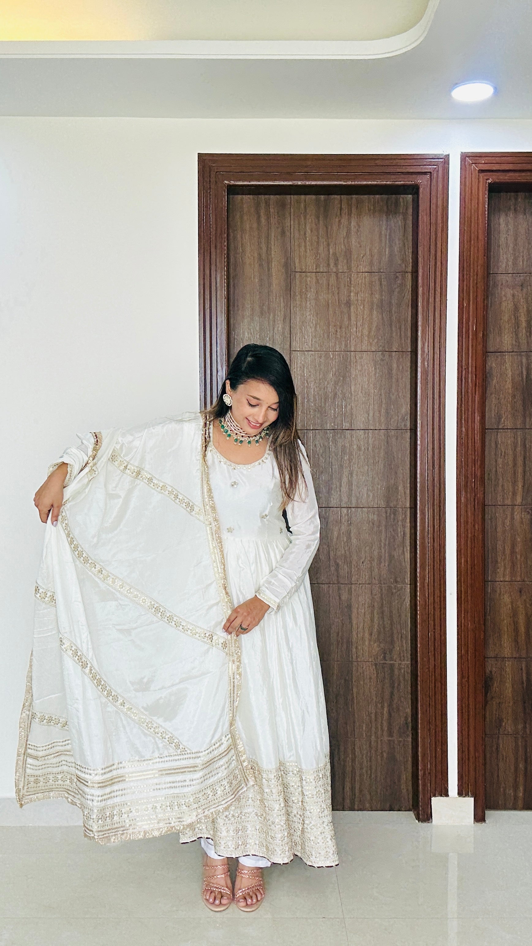 Noor-e-Nazakat Off White Anarkali Suit